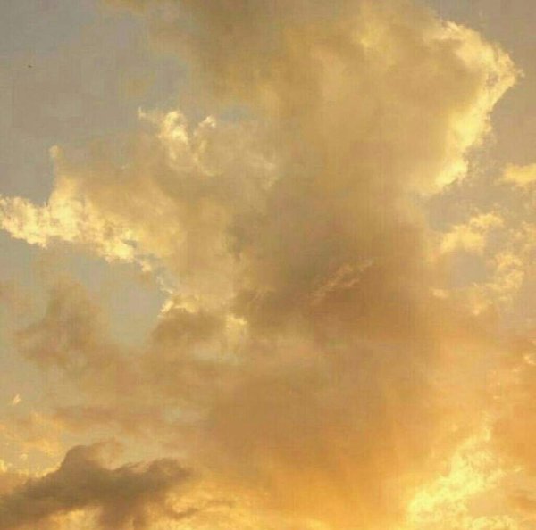 Бежевое небо