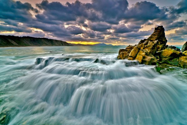 Горы джунгли водопад