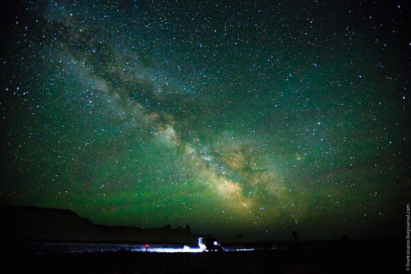 Зеленая звезда в небе