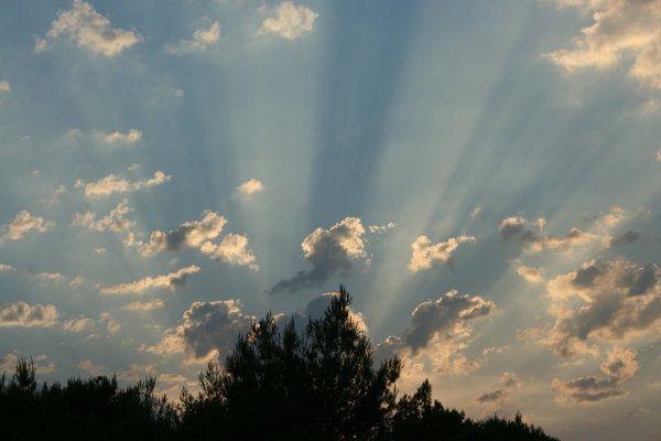 Полупрозрачная облачность утром