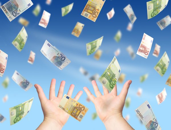 Деньги падают с неба