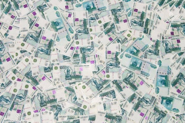 Дождь из денег без фона