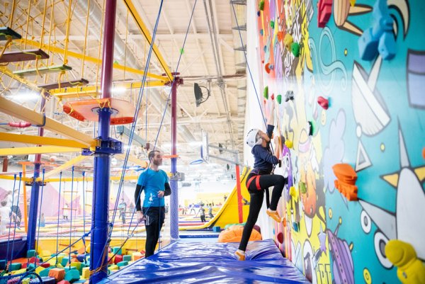 Батутный парк небо Капитолий