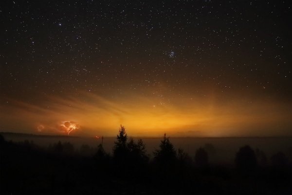 Зарница ночью