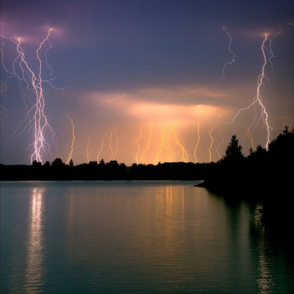 Грозовые Зарницы