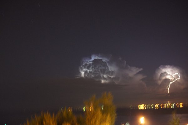 Зарница в небе