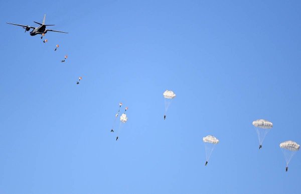 Десантирование с самолета