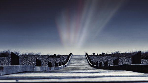 Столбы света