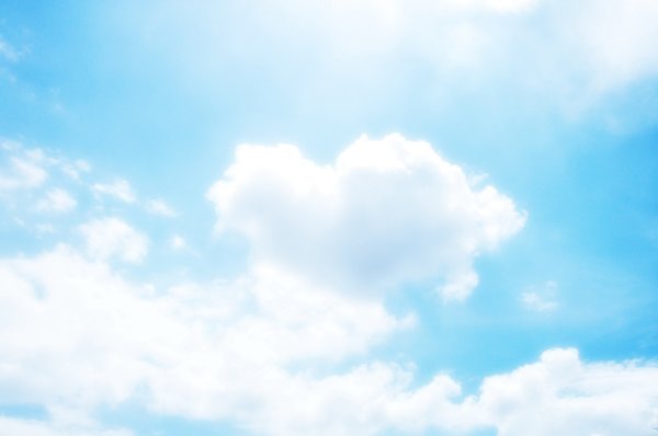 Голубые облака