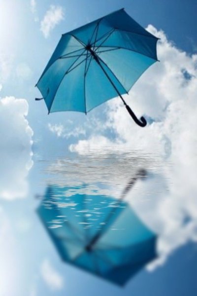 Под синим зонтом