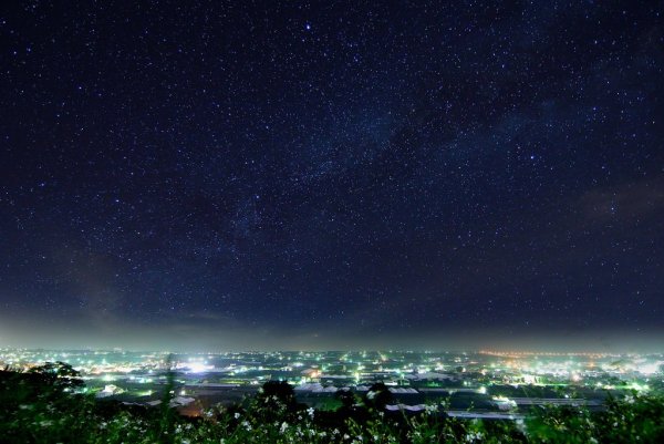 Ночное небо в городе