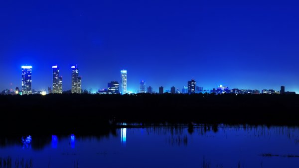 Закат над городом