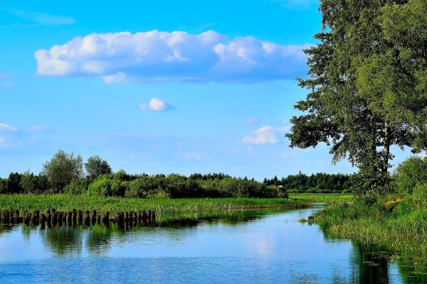 Речка небо голубое
