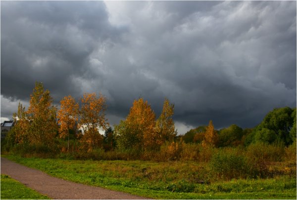 Сумрачное небо