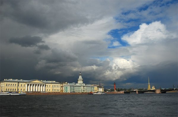 Небо над Петербургом