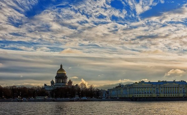 Солнечный Петербург в хорошем качестве