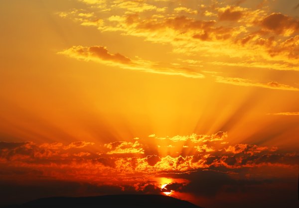 Яркое зарево