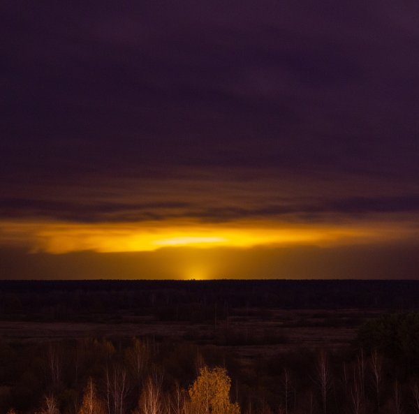 Зарево ночью