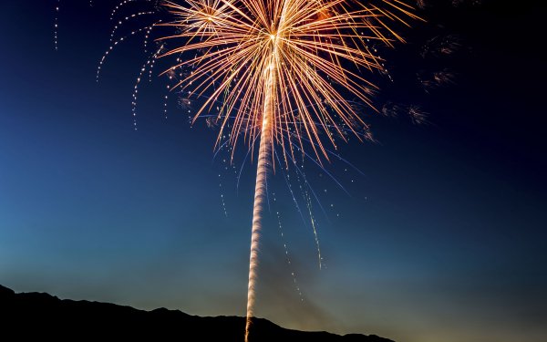 Салюты и фейерверки