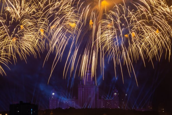 Салют Победы