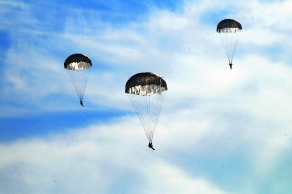 Прыжок с самолета