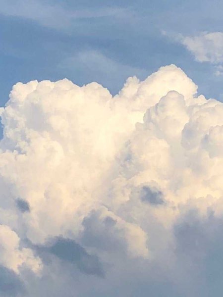 Человек на облаке