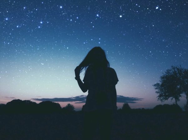 Девушка звезда