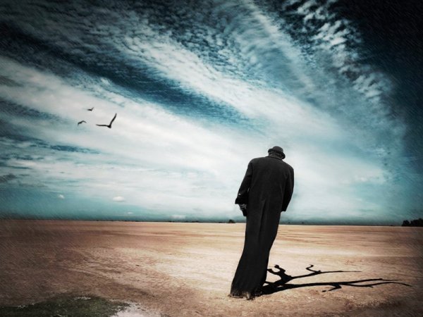 Человек уходит в небо