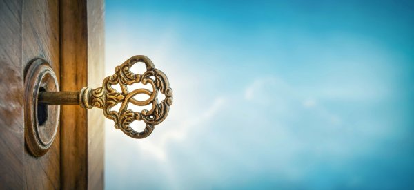 Key hole Magic