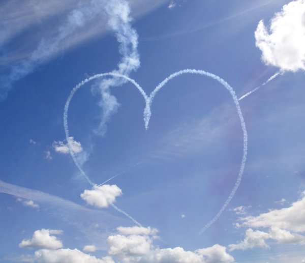 Сердечко в небе