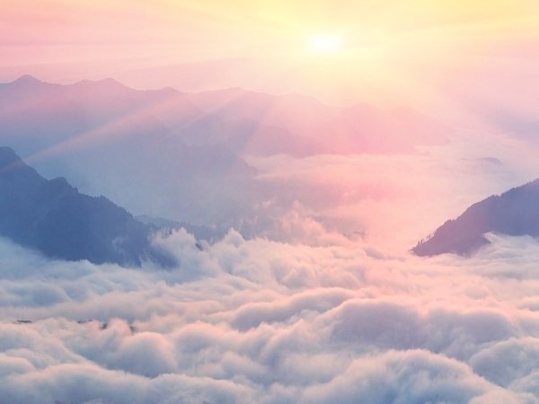 Горы в облаках