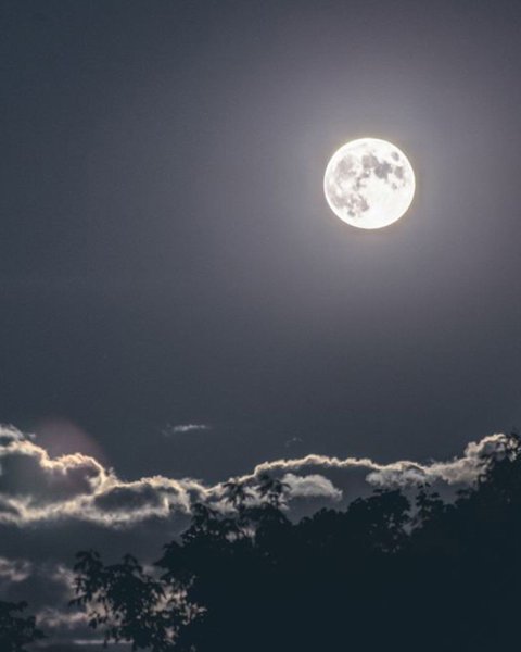 Лунное небо