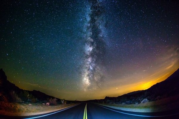 Звездное небо дорога