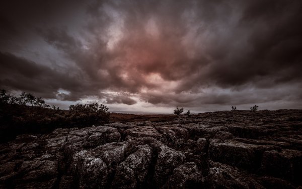 Мрачное небо