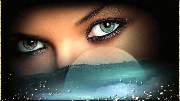 Глаза с красивыми отражениями