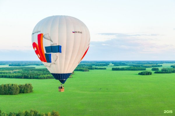 Воздушный шар с корзиной