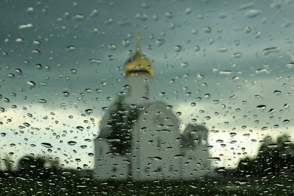 Плачущее небо