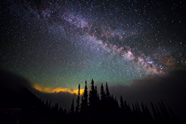 Ночное звездное небо