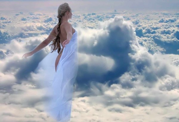 Человек между небом и землей