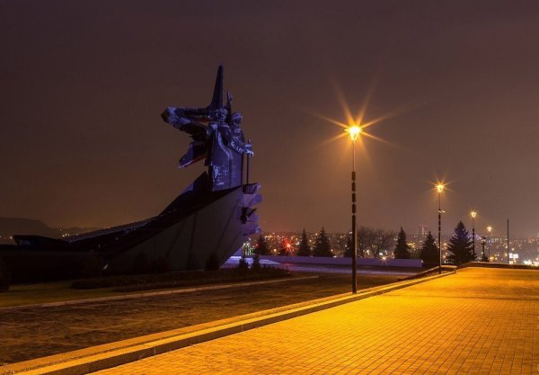 Мирного неба над головой