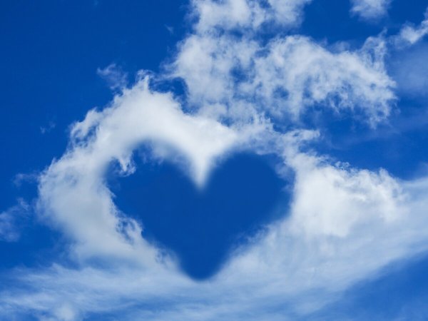 Сердечко из облаков