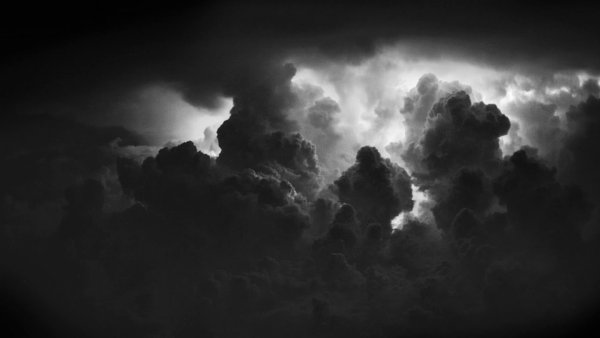 Черное небо