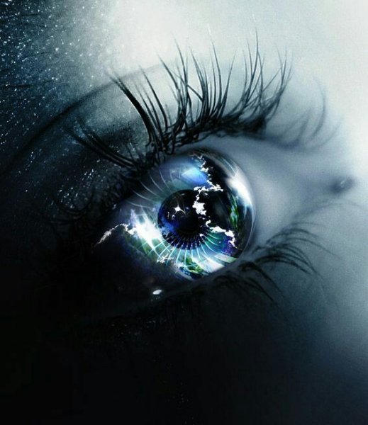 Девушка в Васильковом поле