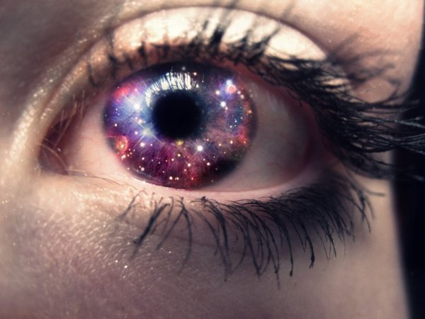 Женские глаза