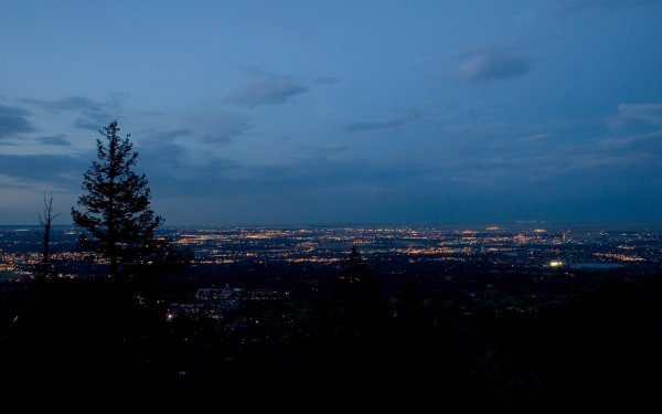 Ночное городское небо