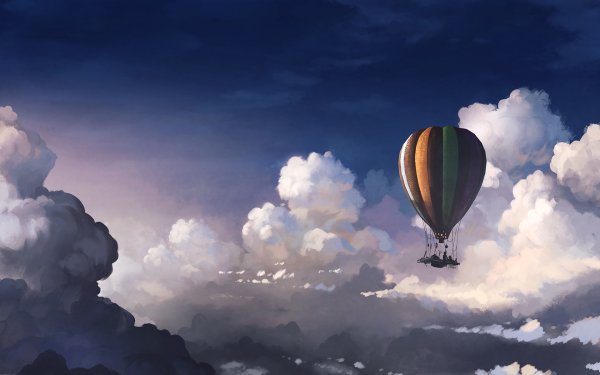 Воздушный шар в облаках