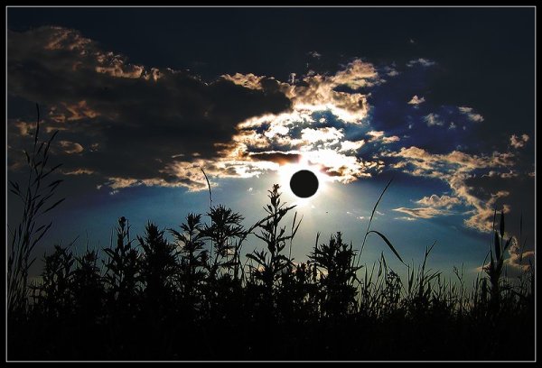 Свечение Луны