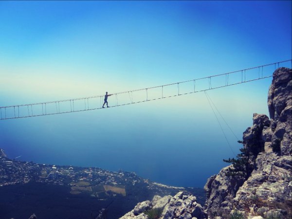 Ай-Петри зубцы подвесной мост