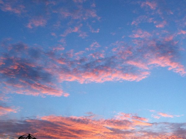 Розовые облака закат