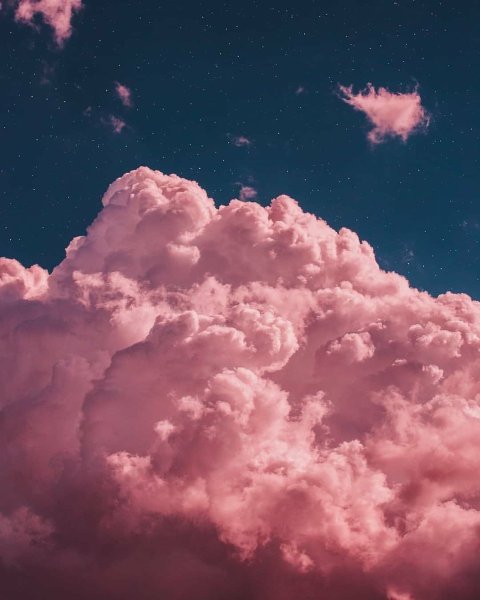 Серо розовое небо